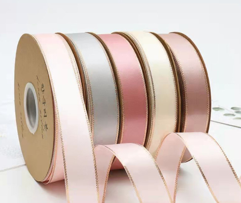 Un bon prix. Décoration artisanale de ruban de bord en arc et en or sur ceinture en polyester à double face haute ténacité pour fleurs cuites emballage cadeau en ligne