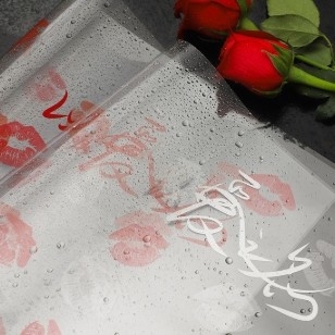 Un bon prix. Papier d'emballage de fleurs imperméable à l'eau de nombreuses couleurs Parfait pour l'amour et l'emballage de fleuriste en ligne