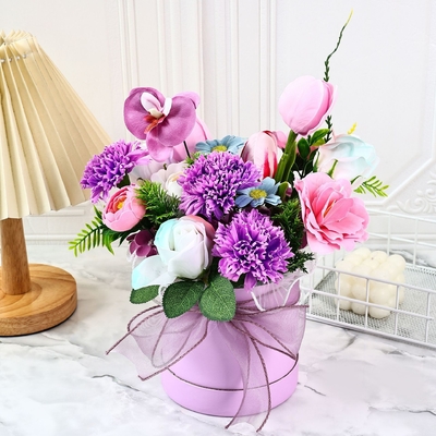 Un bon prix. Bouquet de bouquets à fleurs de savon, saison des diplômes, cadeau de la fête des enseignants, cadeau de la fête des mères, boîte cadeau de bouquet de fleurs de savon, transfrontalier en ligne