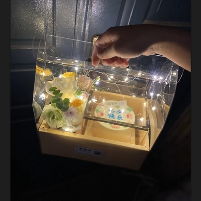 Boîte à gâteaux à fleurs, boîte à fleurs à fruits pliables en PVC transparent, boîte à fleurs d'arrangement à main pour la Saint-Valentin et boîte-cadeau à fleurs populaire