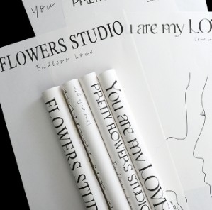 Un bon prix. Papier d'emballage floral imperméable 57*57cm Ins Simple Célébrité Internet, Délai de livraison 30-45 jours en ligne