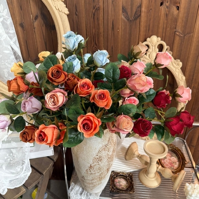 Roses de fleurs simulées, Cascade de roses Dora à 6 têtes, Décoration de fausses fleurs, Décoration de scène de gros de bouquets de mariage