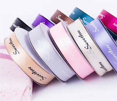 Un bon prix. Papier cadeau marguerites en ligne