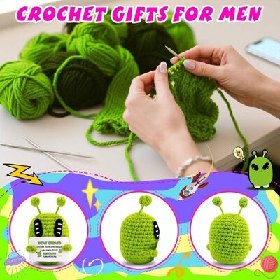 Un bon prix. Handmade Knit Positive Extraterrestrial Martian Doll Birthday Classmate Fathers Graduation Gifts Crochet Doll en ligne