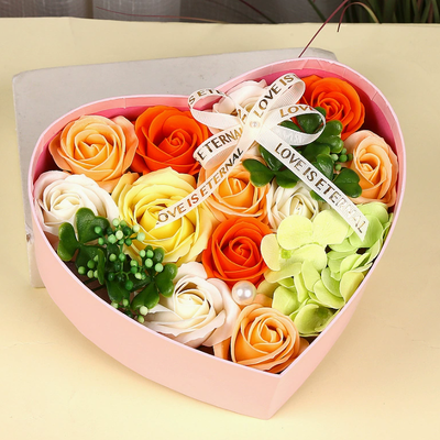 Un bon prix. Boîte à savon en forme de cœur et de fleurs, coffret cadeau pour la saint-valentin, la fête des mères, 2026 en ligne