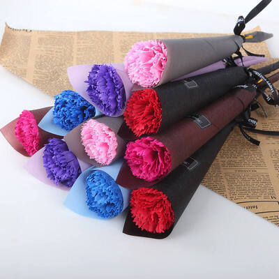 Un bon prix. Bouquet de fleurs de savon moderne, fait à la main, imperméable, de haute qualité, pour la saint-valentin, offre spéciale du fabricant en ligne