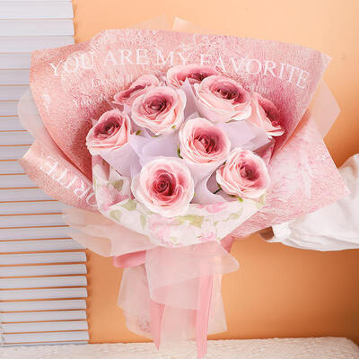 Un bon prix. Bouquet de roses en plastique conservé parfumé de luxe fait à la main 25*25*28cm Ornement cadeau pour la fête des mères Cadeaux de la Saint-Valentin en ligne
