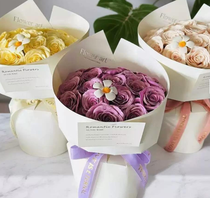 Un bon prix. Bouquet de savon fait à la main à travers les frontières Imitaison de roses De fleurs de savon Cadeaux d'anniversaire pour la petite amie en ligne