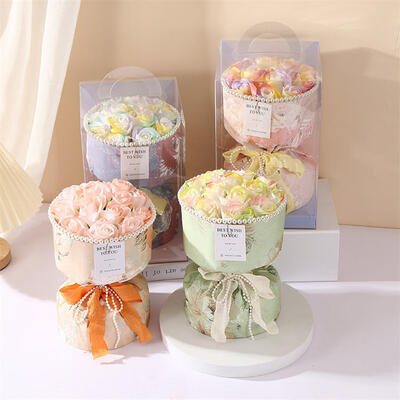 Un bon prix. Bouquet de fleurs de rose de savon fait à la main pour la fête des mères Boîte de papier ronde multicolore avec boîtier en PVC 17*20 cm Logo personnalisable Cadeau florale de festival en ligne