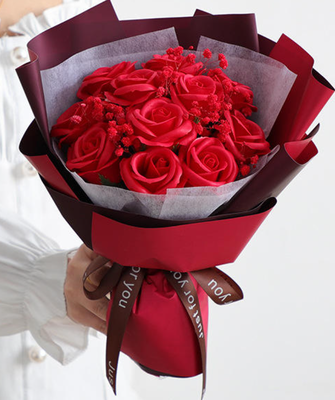 Un bon prix. Bouquet de fleurs de rose de savon créatif à vendre à chaud pour la Saint-Valentin, cadeau d'anniversaire, cadeau de la fête des mères, fleur éternelle. en ligne