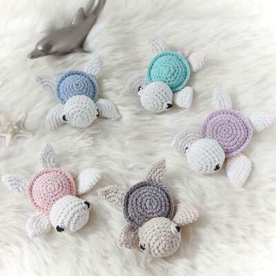 Un bon prix. Jouets pour bébés en crochet Amigurumi Cute Doll Animal jouet fourré pour bébés enfants cadeaux de tortues tricotées à la main en ligne