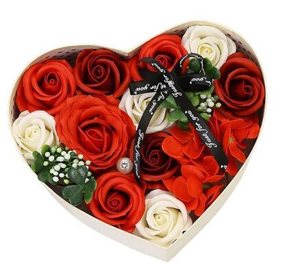 Un bon prix. Vente en gros de savon fait à la main cadeau de la Saint-Valentin en vrac Logo personnalisé Emballage Savon présent avec sélection de couleurs multiples en ligne