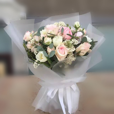 Un bon prix. Film semi-transparent de Wrapping Paper Roll de fleuriste d'OPP 60cmX20m pour la décoration en ligne