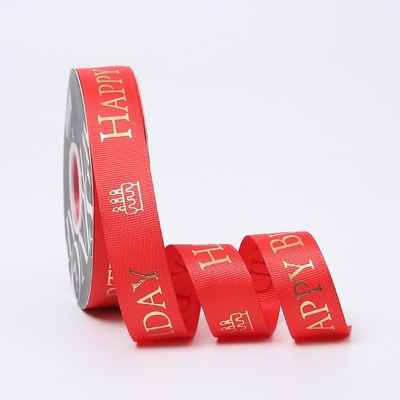 Un bon prix. Le ruban de joyeux anniversaire a imprimé le ruban rouge de satin de 1 pouce pour l'emballage de gâteau en ligne
