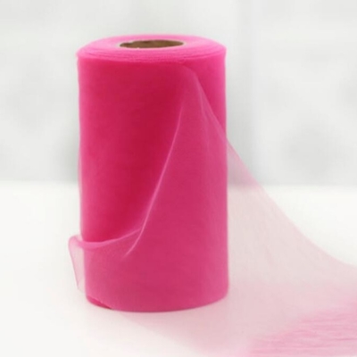 Un bon prix. Polyester Tulle mou Rolls de plaine de modèle de timbre 100 yards de matériel d'organza en ligne