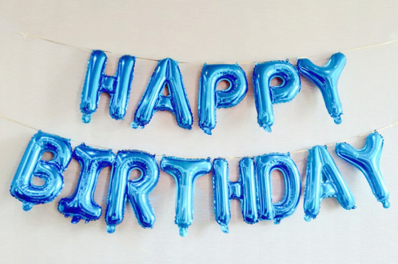 Un bon prix. L'alphabet de joyeux anniversaire d'aluminium monte en ballon la bannière de joyeux anniversaire de 16 pouces réglée avec de la ficelle en ligne