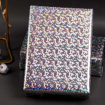 Un bon prix. Le cadeau de modèle de laser de conception d'hologramme enveloppent le petit pain 72cm*52cm de papier en ligne